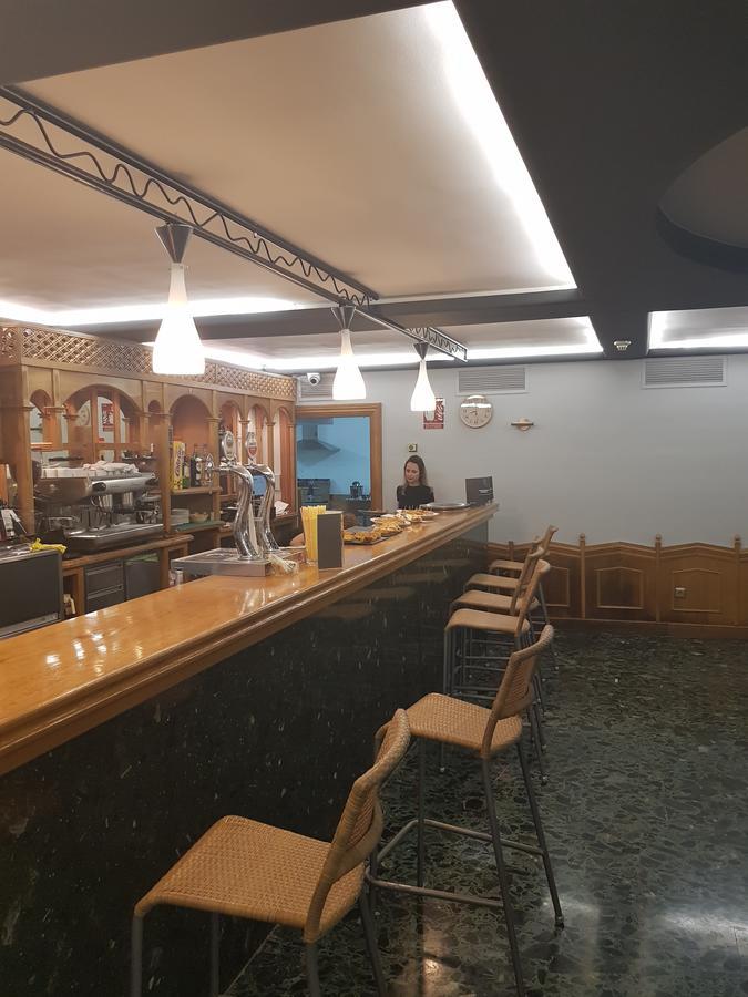Hostal Ansonea Bera  外观 照片
